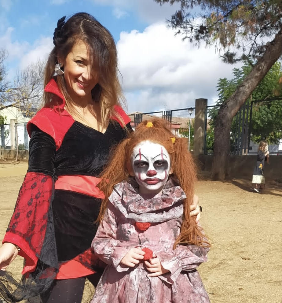Foto Halloween Mara y Lucía