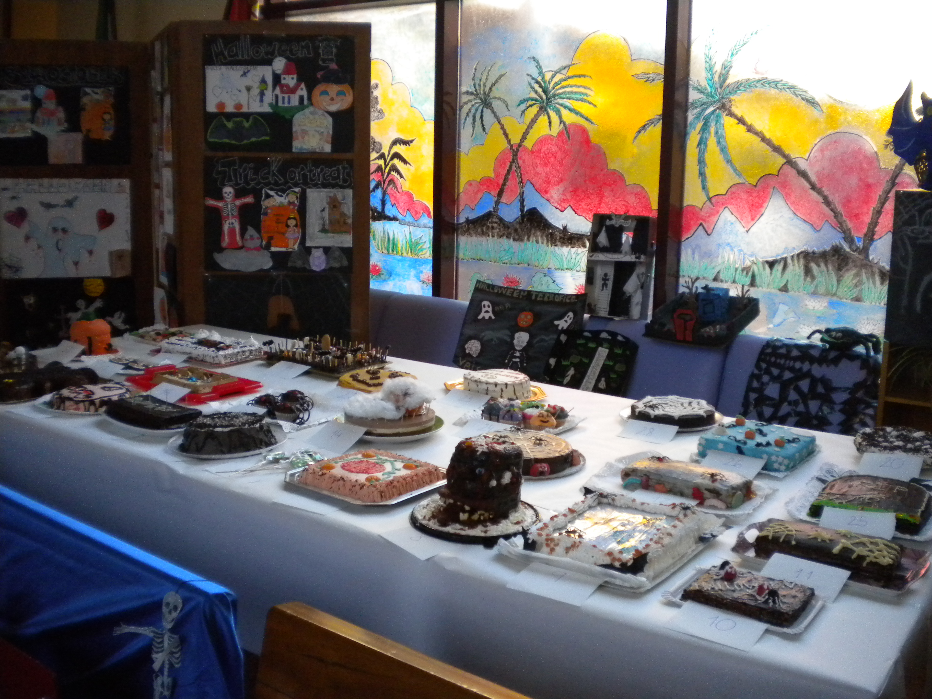 28 cakes