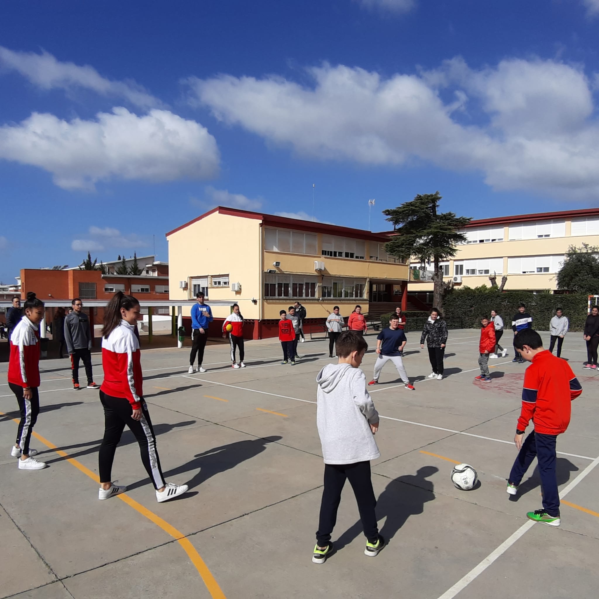 futbolistas del badajoz dia mujer (10)