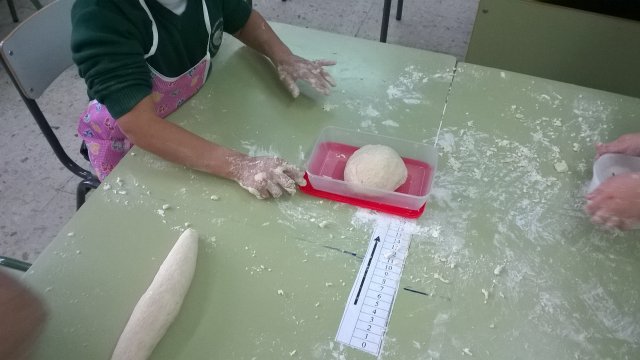 2º haciendo pan dic 2014 6